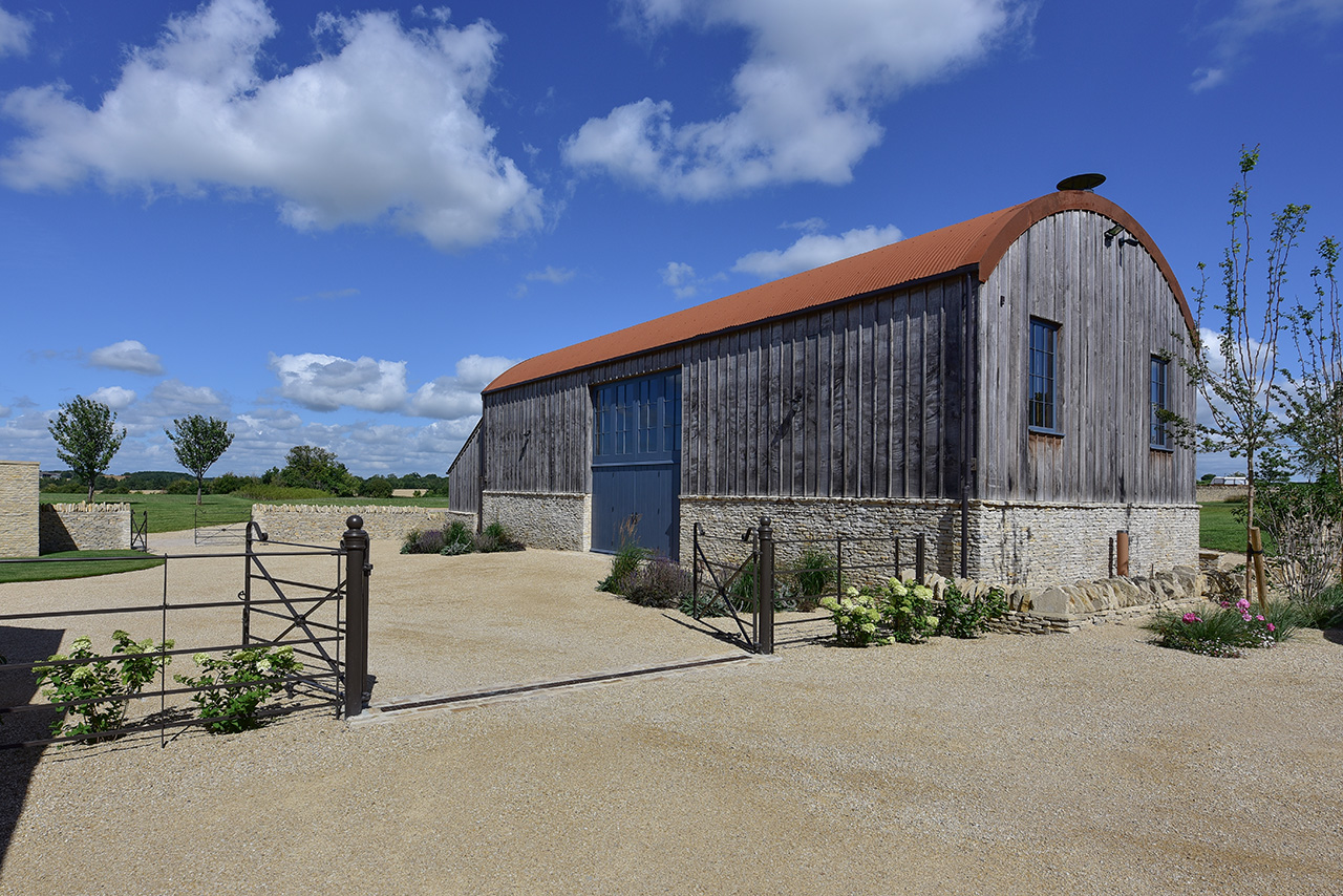 architecture photographer capturing party barn in cotswolds