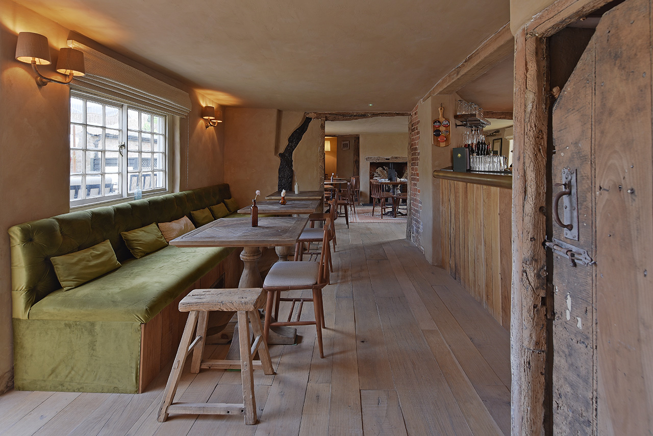 The trooper pub interior photographer